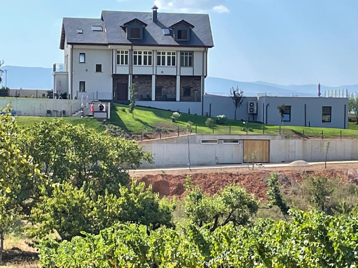 Boutique Finca Esencial Villafranca Del Bierzo Exterior photo